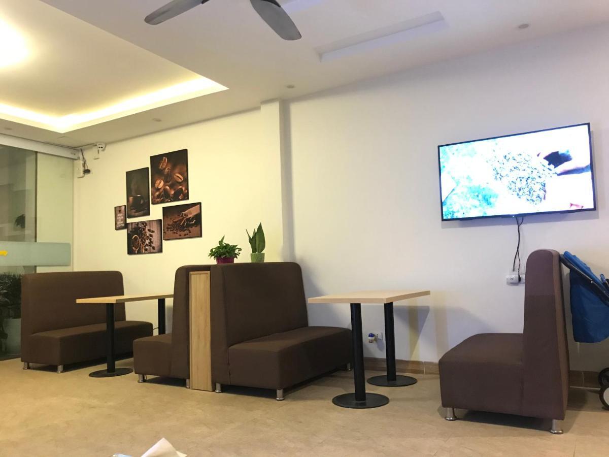 New Sky Airport Hotel Noi Bai Bagian luar foto
